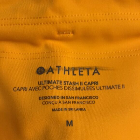 Athleta ultimate stash II Capri size medium NWT - Picture 6 of 8